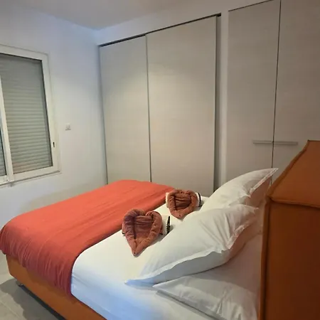 Sarl Valinco Locations Apartment *