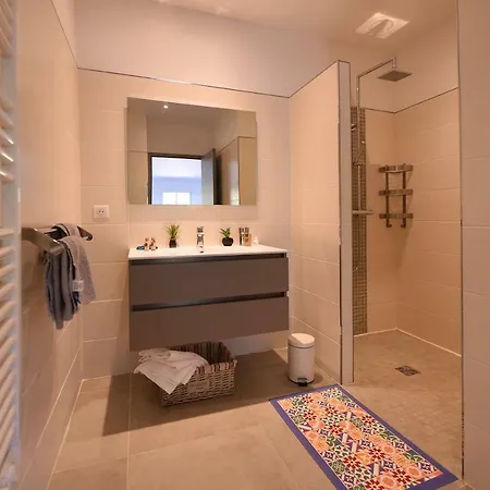 Sarl Valinco Locations Apartament